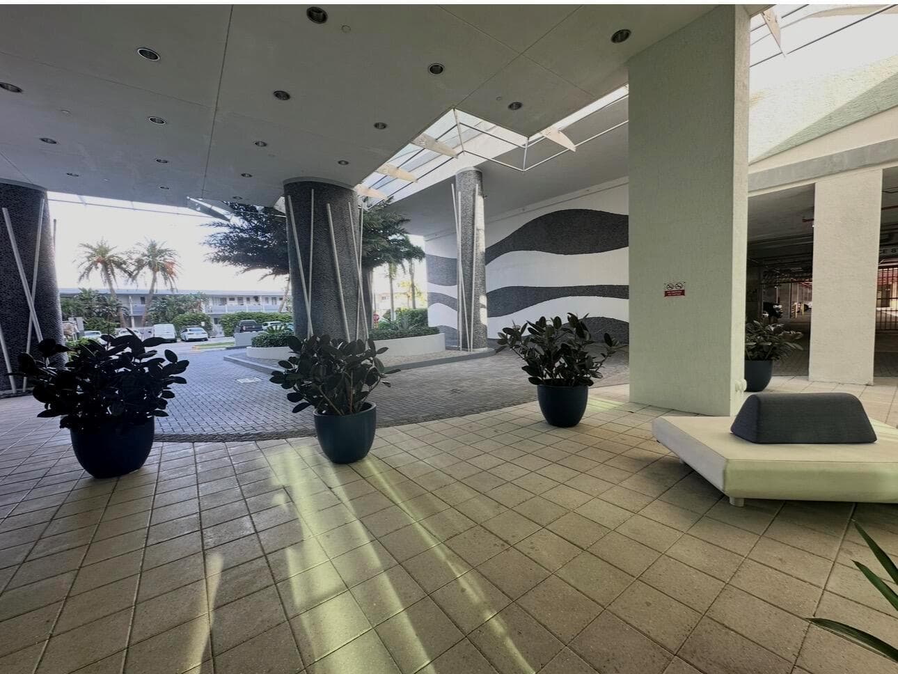 7930 East Drive # 1506, North Bay Village FL 33141 — 1