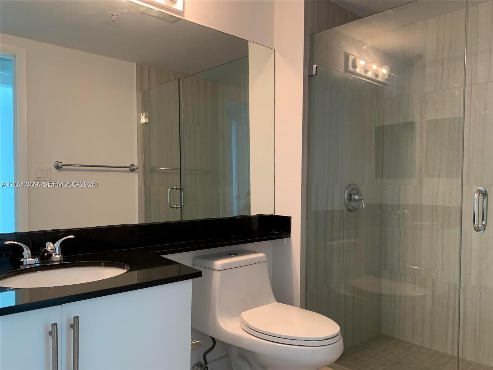 31 SE 5th St # 1910, Miami FL 33131 — 13