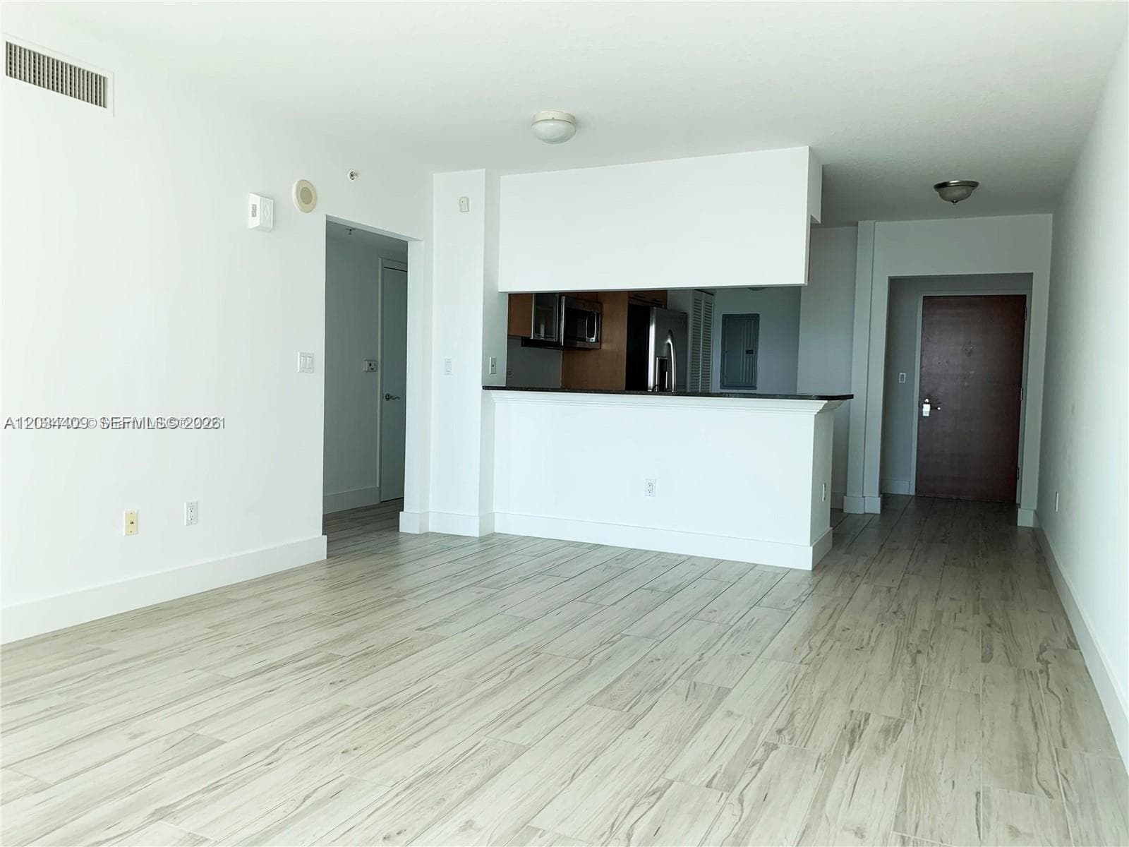 31 SE 5th St # 1910, Miami FL 33131 — 8