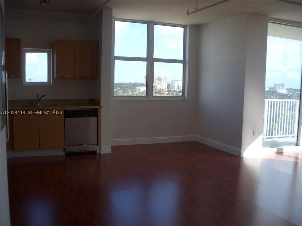 3180 SW 22nd Ter # 701, Miami FL 33145 — 10