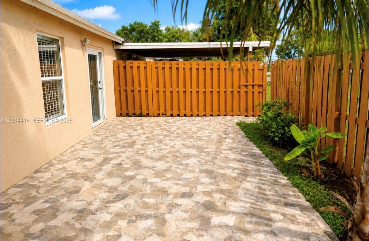 20103 NW 27th Cir, Miami Gardens FL 33056 — 13