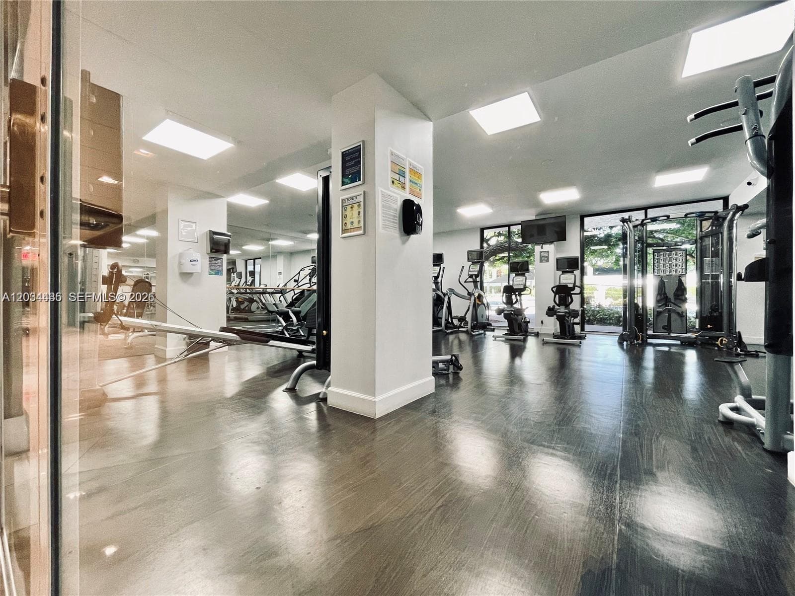 3300 NE 192nd St # 1712, Aventura FL 33180 — 35