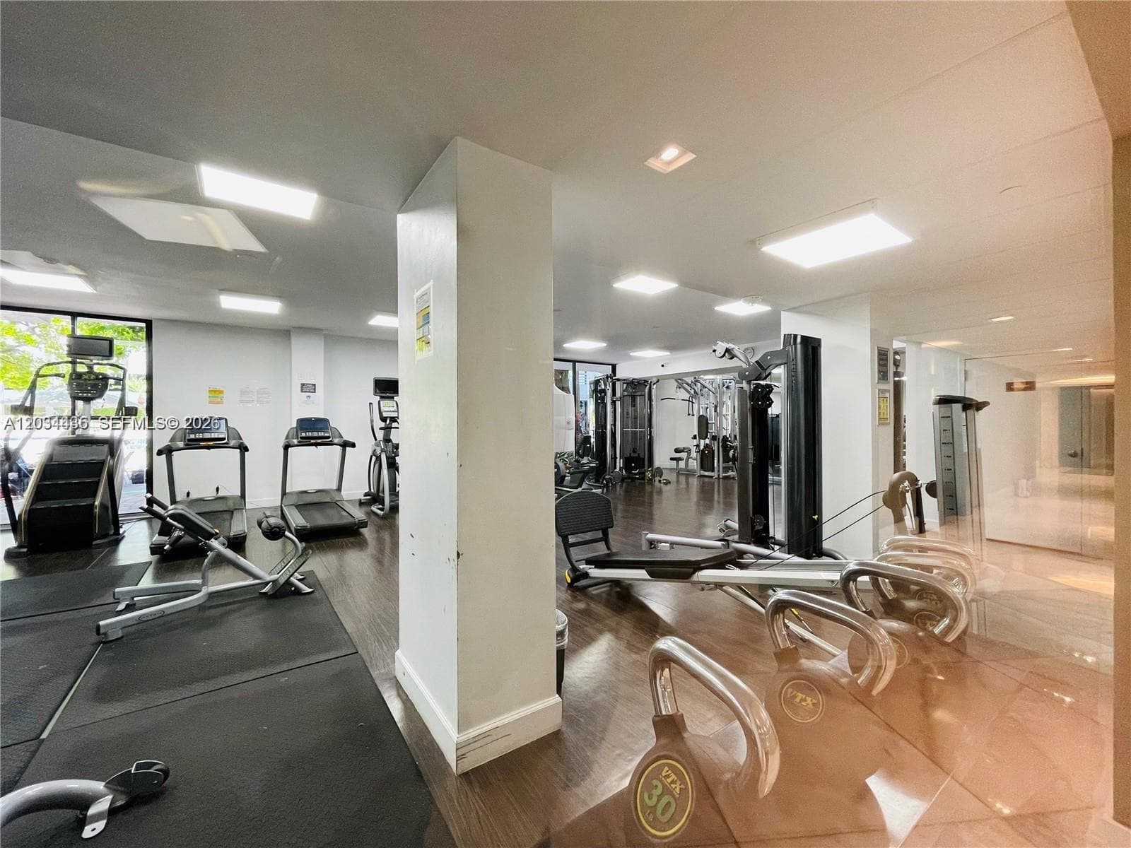 3300 NE 192nd St # 1712, Aventura FL 33180 — 39