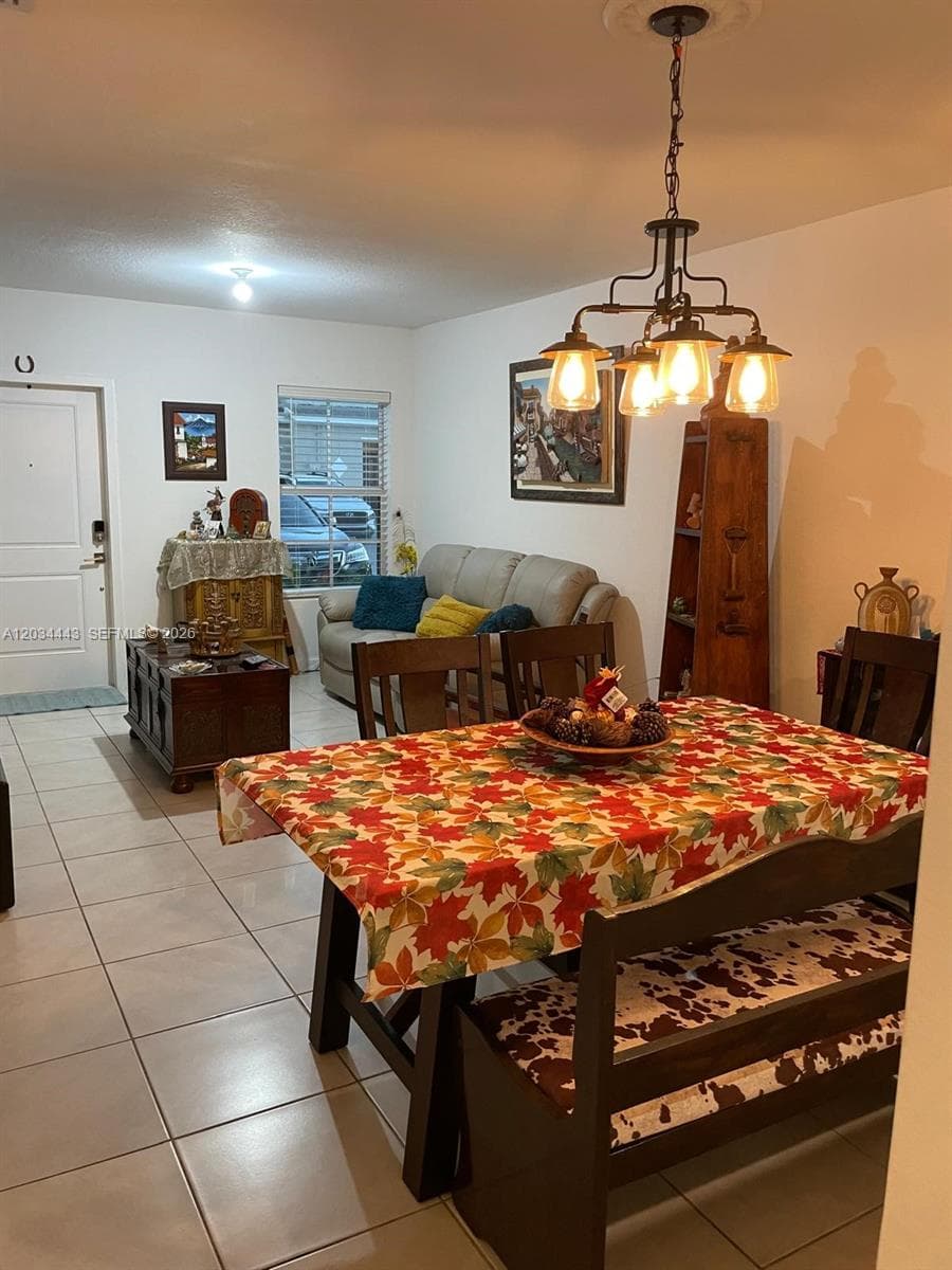 556 NE 5th St, Florida City FL 33034 — 9