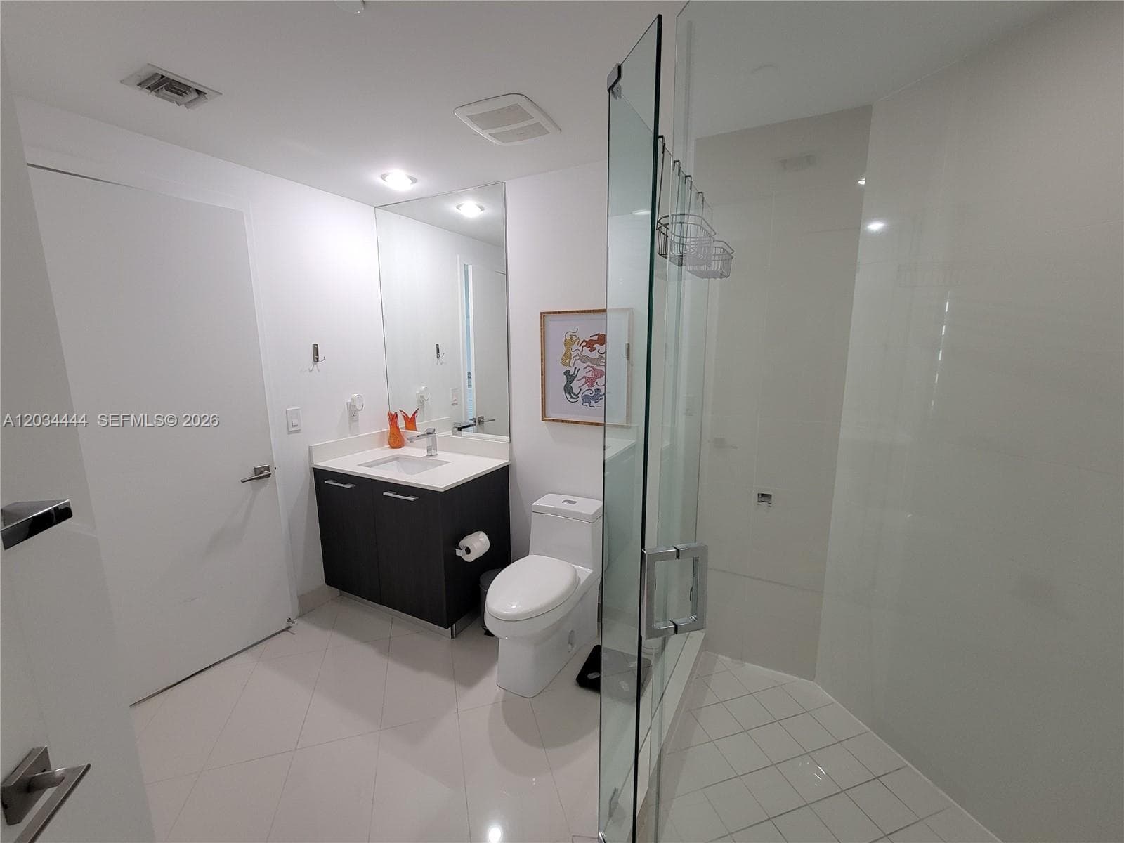 45 SW 9th St # 2201, Miami FL 33130 — 17