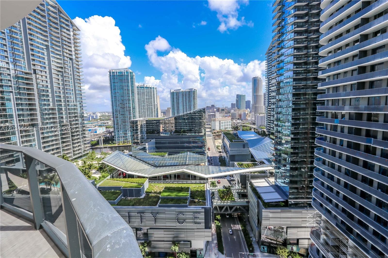 45 SW 9th St # 2201, Miami FL 33130 — 3