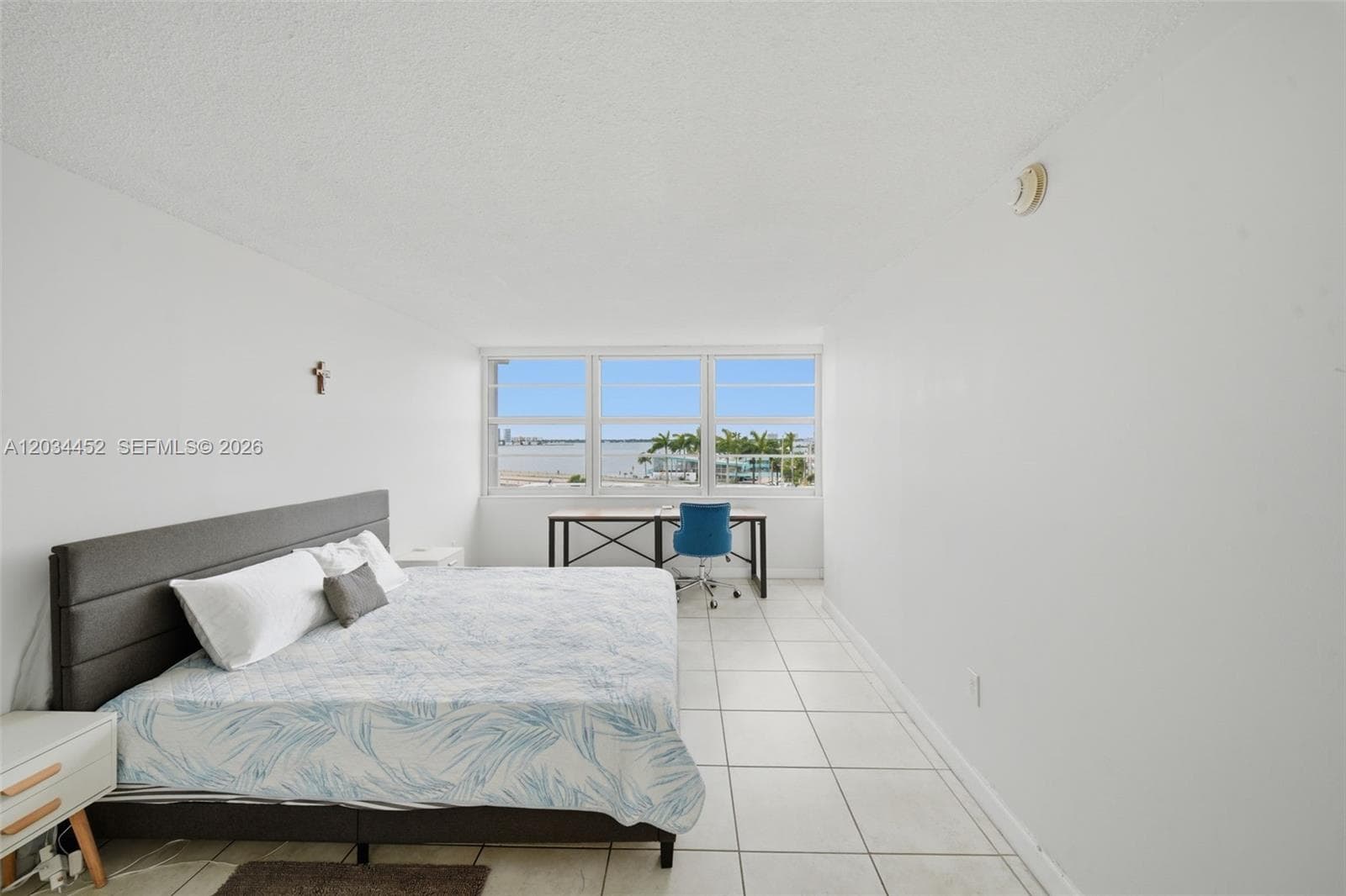2016 Bay Dr # 504, Miami Beach FL 33141 — 27