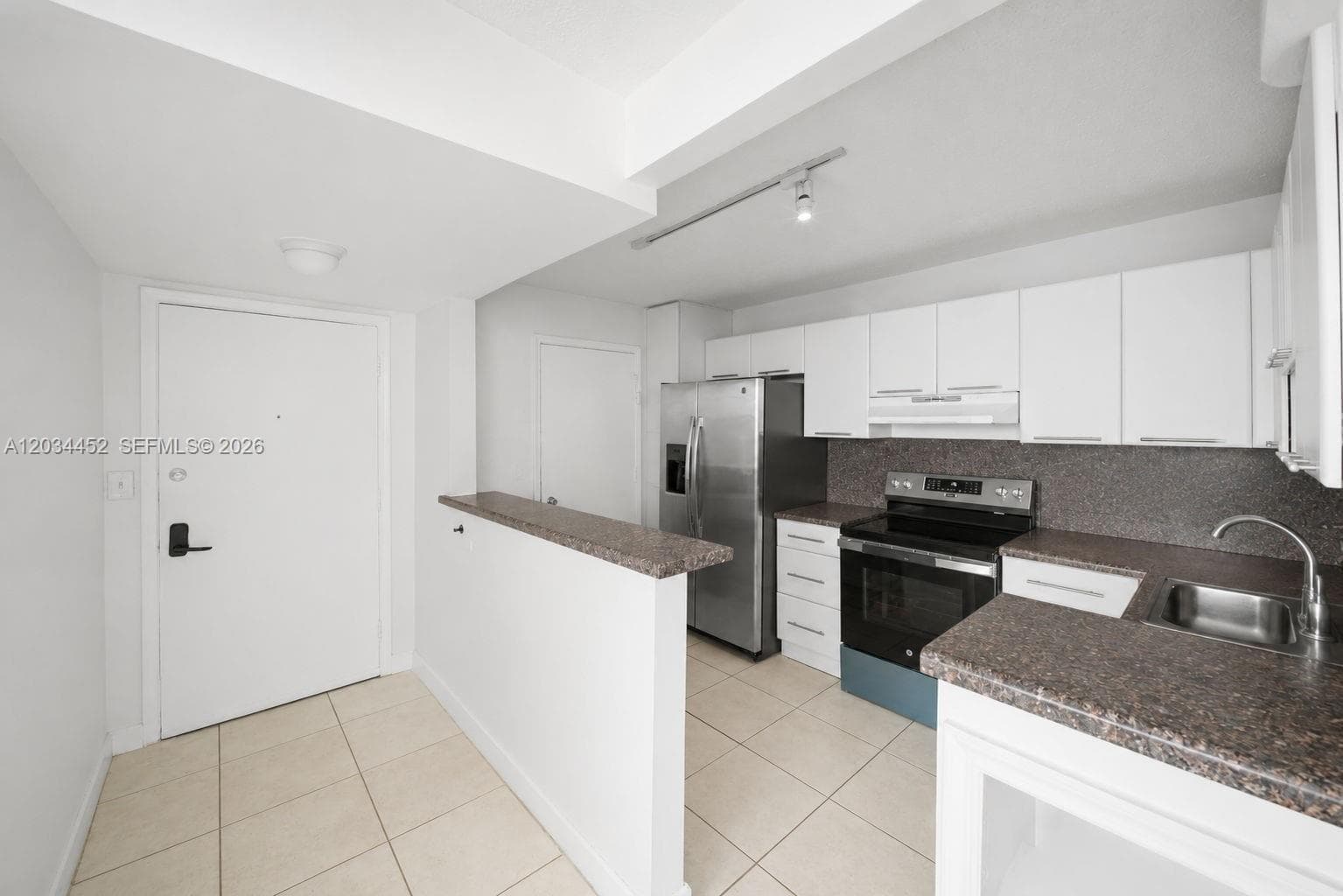 2016 Bay Dr # 504, Miami Beach FL 33141 — 13
