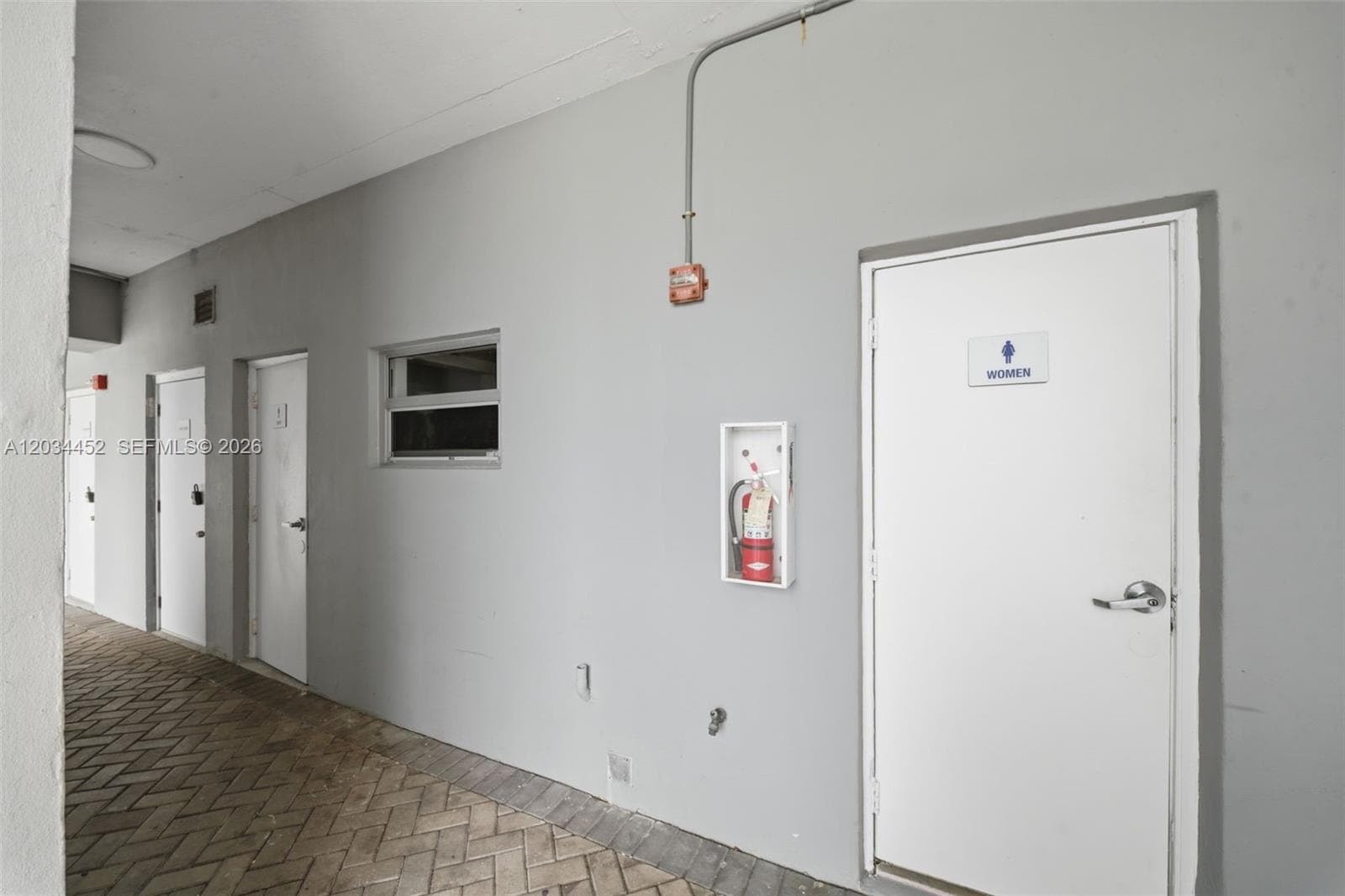 2016 Bay Dr # 504, Miami Beach FL 33141 — 36