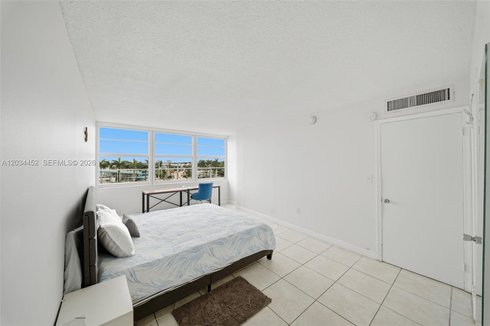 2016 Bay Dr # 504, Miami Beach FL 33141 — 28