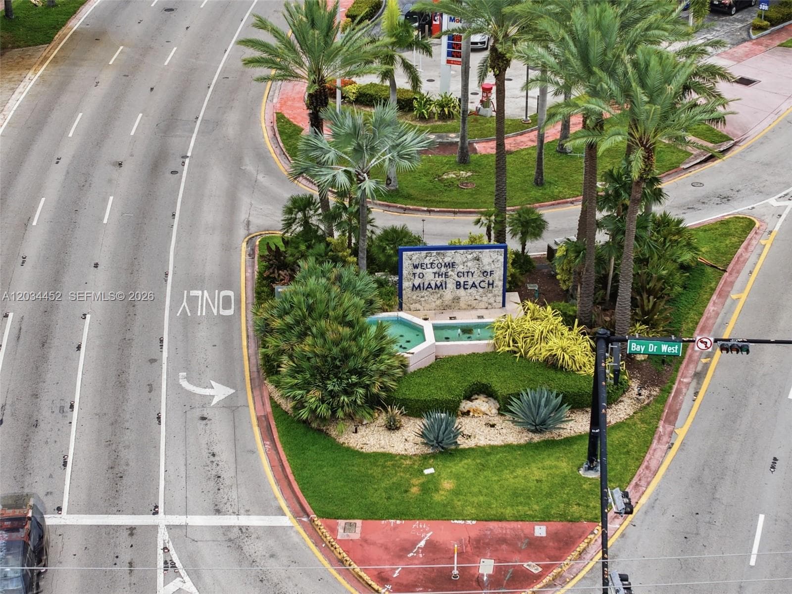 2016 Bay Dr # 504, Miami Beach FL 33141 — 5