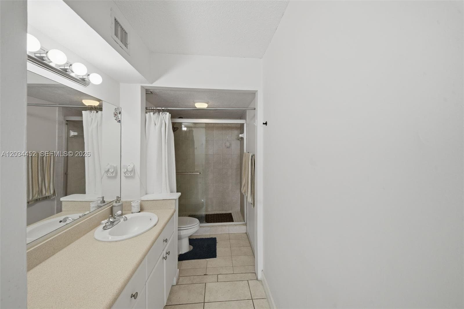 2016 Bay Dr # 504, Miami Beach FL 33141 — 30
