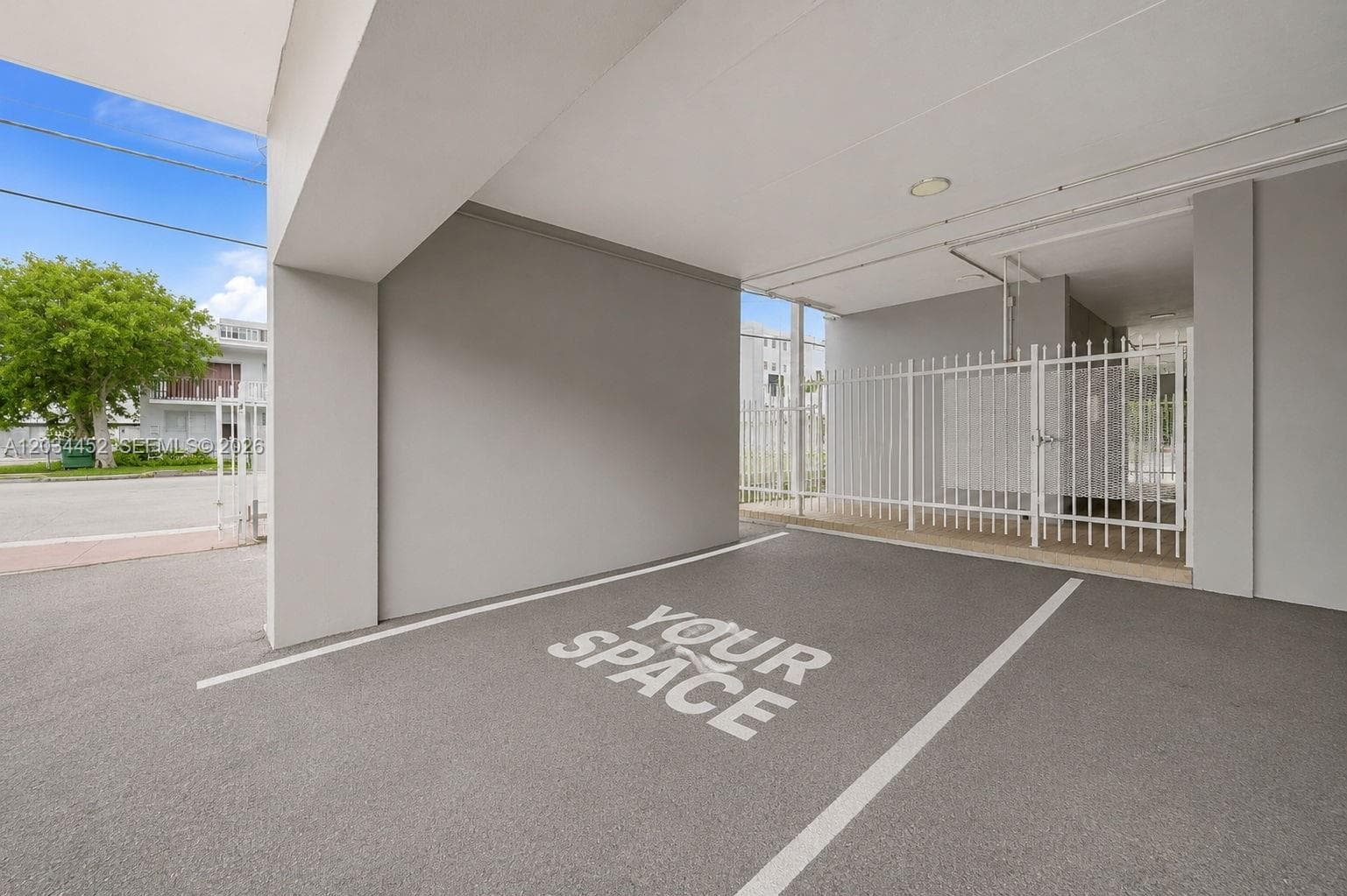 2016 Bay Dr # 504, Miami Beach FL 33141 — 34