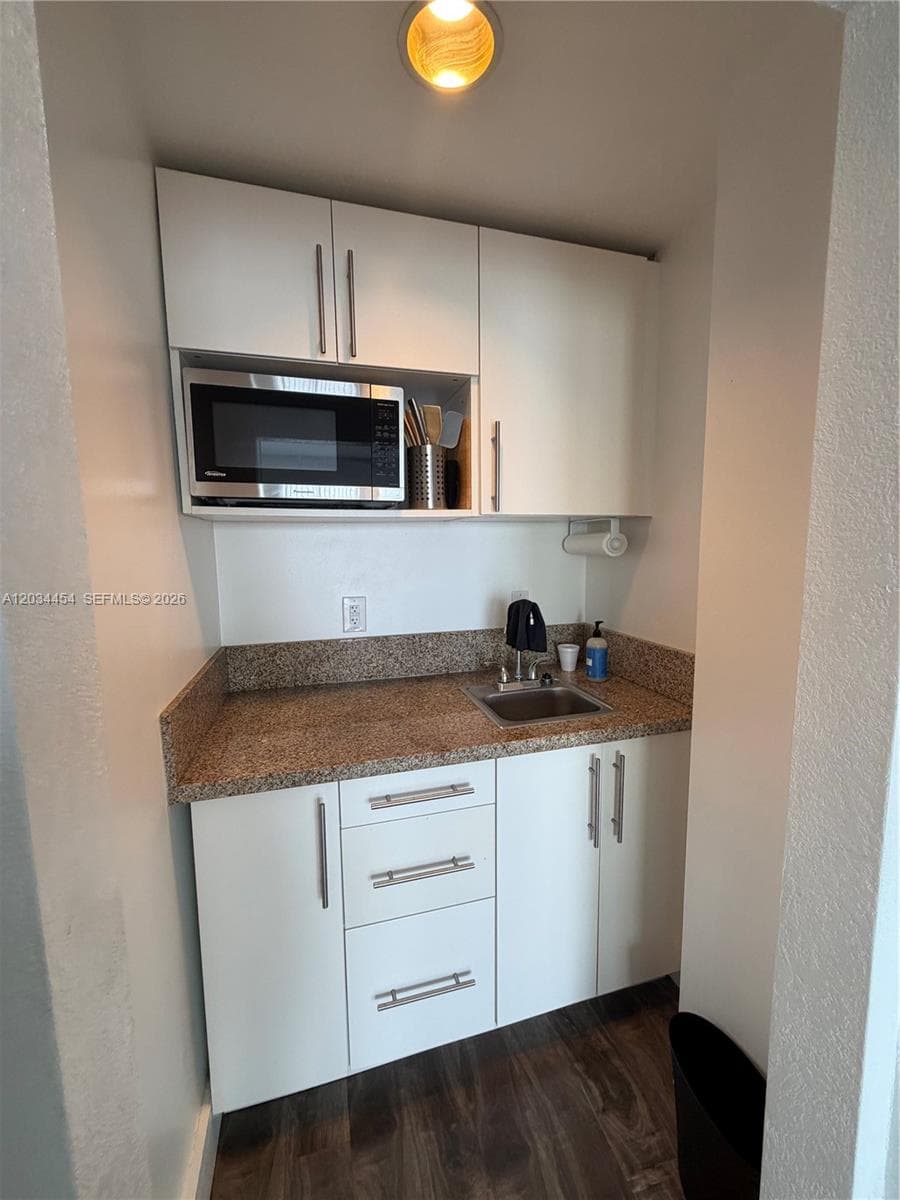 700 Biltmore Way # 1216, Coral Gables FL 33134 — 8