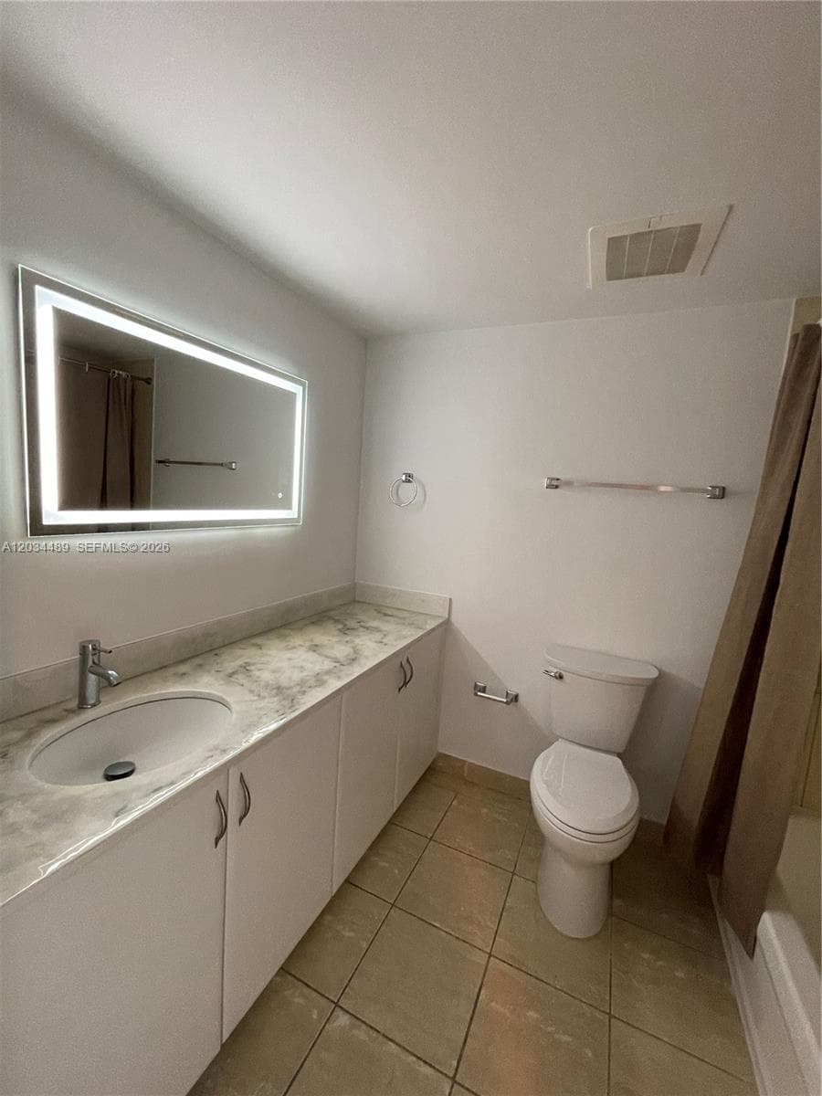 1750 N Bayshore Dr # 5408, Miami FL 33132 — 9