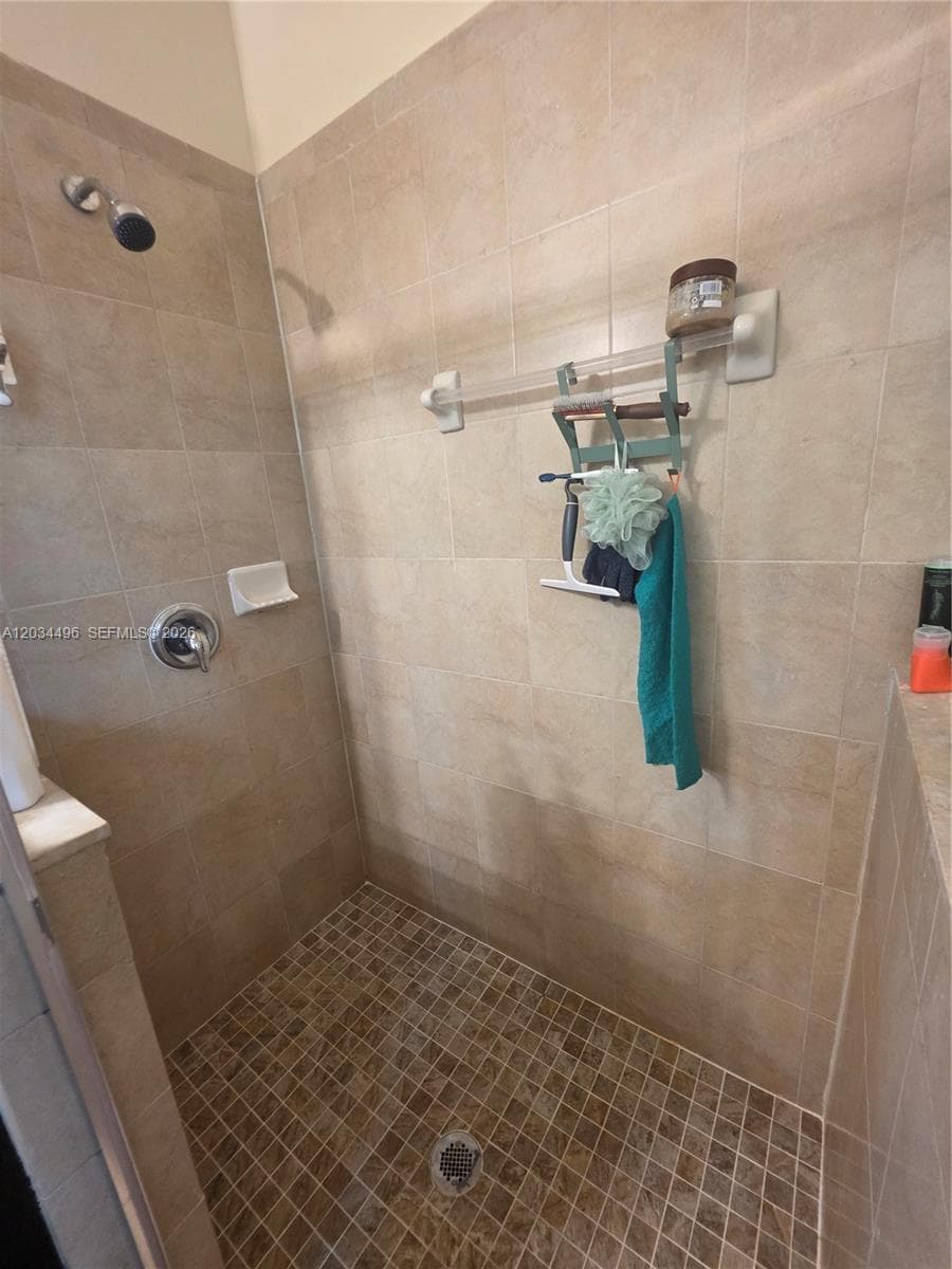 9424 SW 171st Pl, Miami FL 33196 — 8