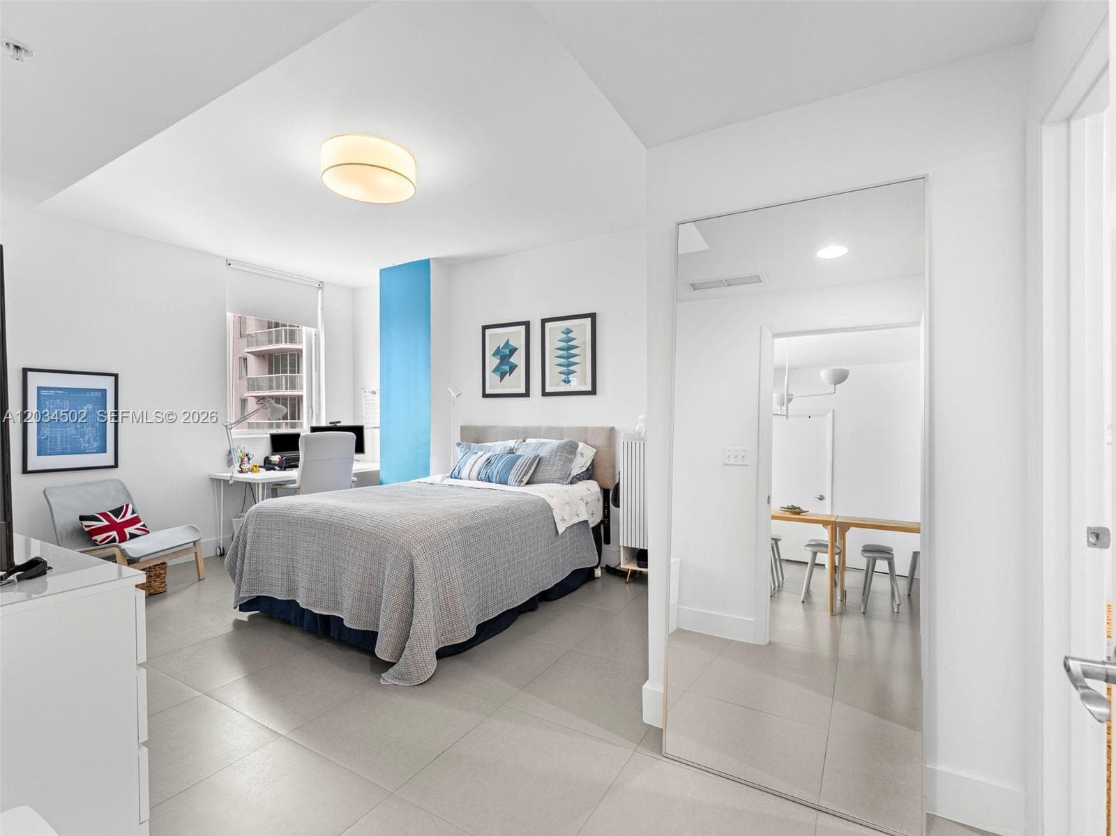 253 NE 2nd St # 1801, Miami FL 33132 — 16