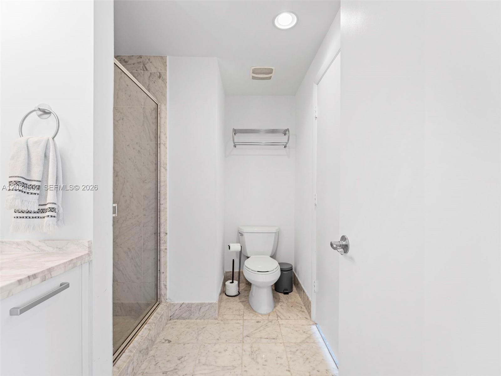 253 NE 2nd St # 1801, Miami FL 33132 — 10