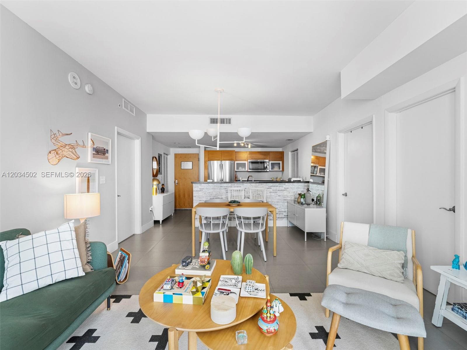 253 NE 2nd St # 1801, Miami FL 33132 — 14