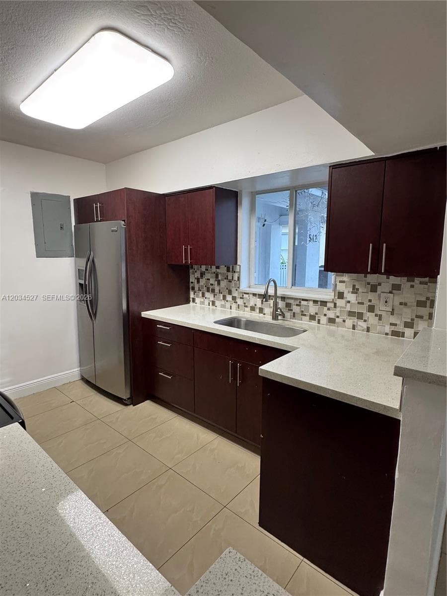 540 Beacom Blvd # 540, Miami FL 33135 — 7