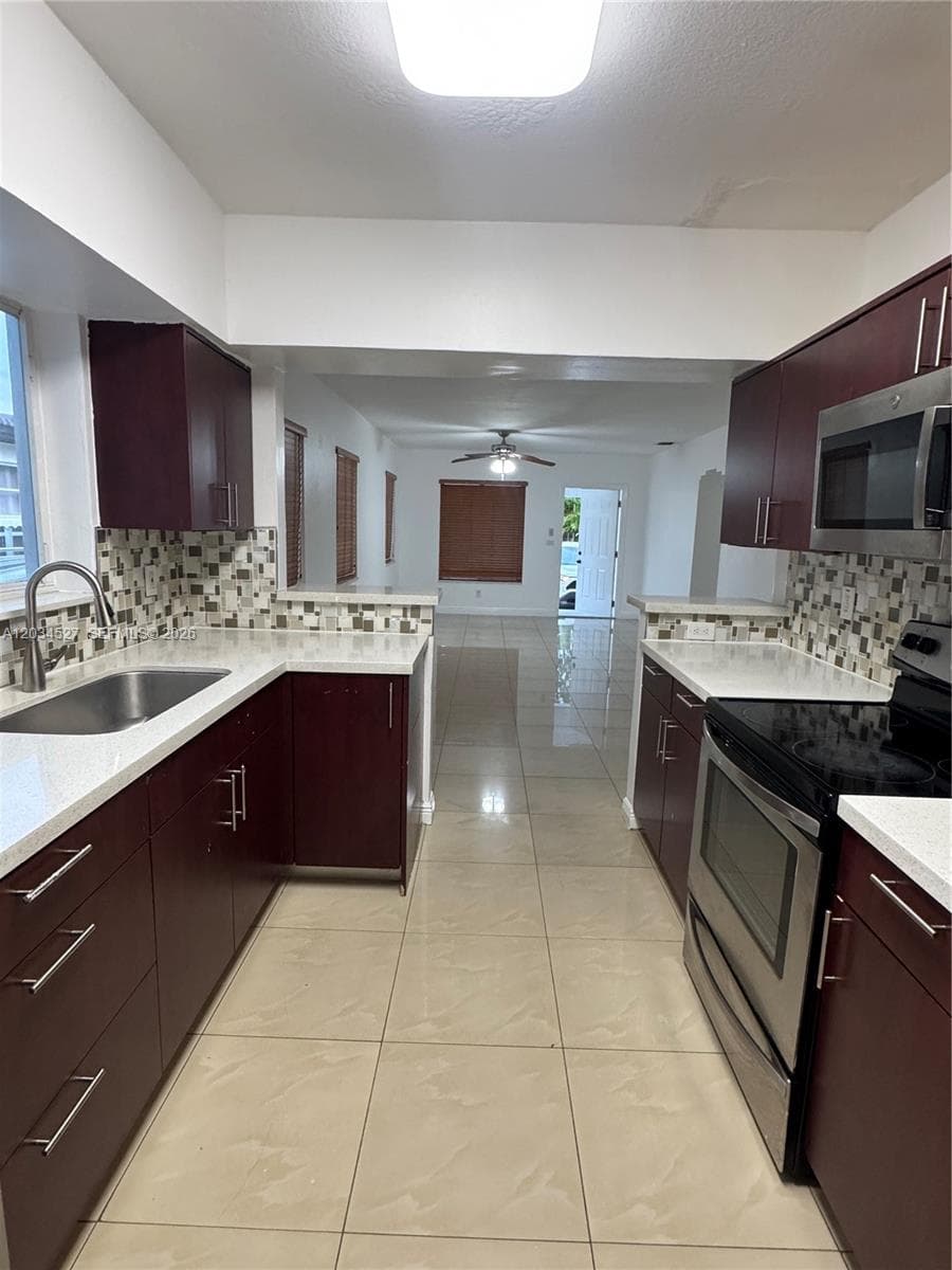 540 Beacom Blvd # 540, Miami FL 33135 — 8