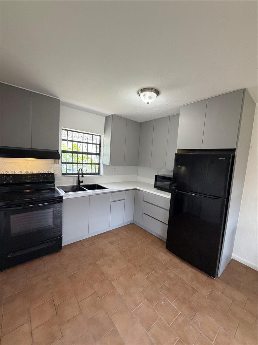 6747 NW 5th Ct # 2, Miami FL 33150 — 2