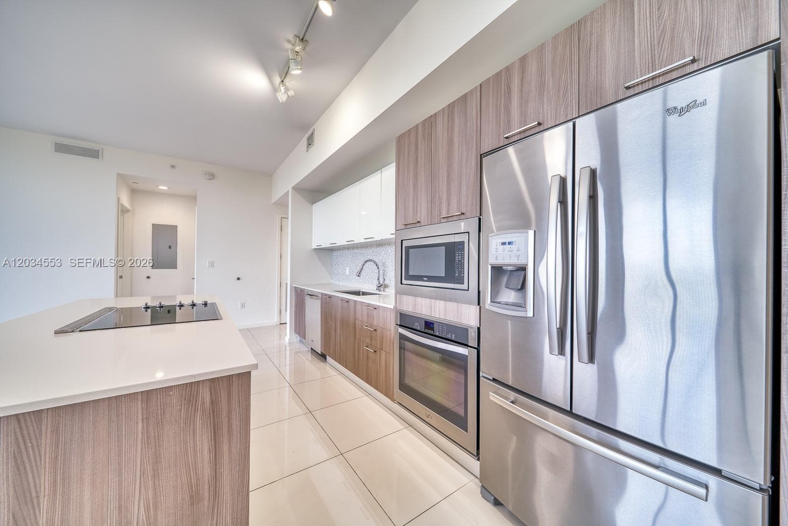 5252 NW 85th Ave, Doral FL 33178 — 6