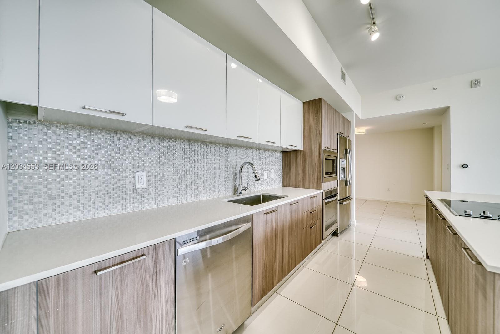 5252 NW 85th Ave, Doral FL 33178 — 3