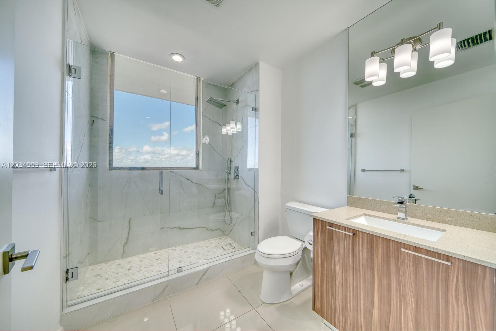 5252 NW 85th Ave, Doral FL 33178 — 15