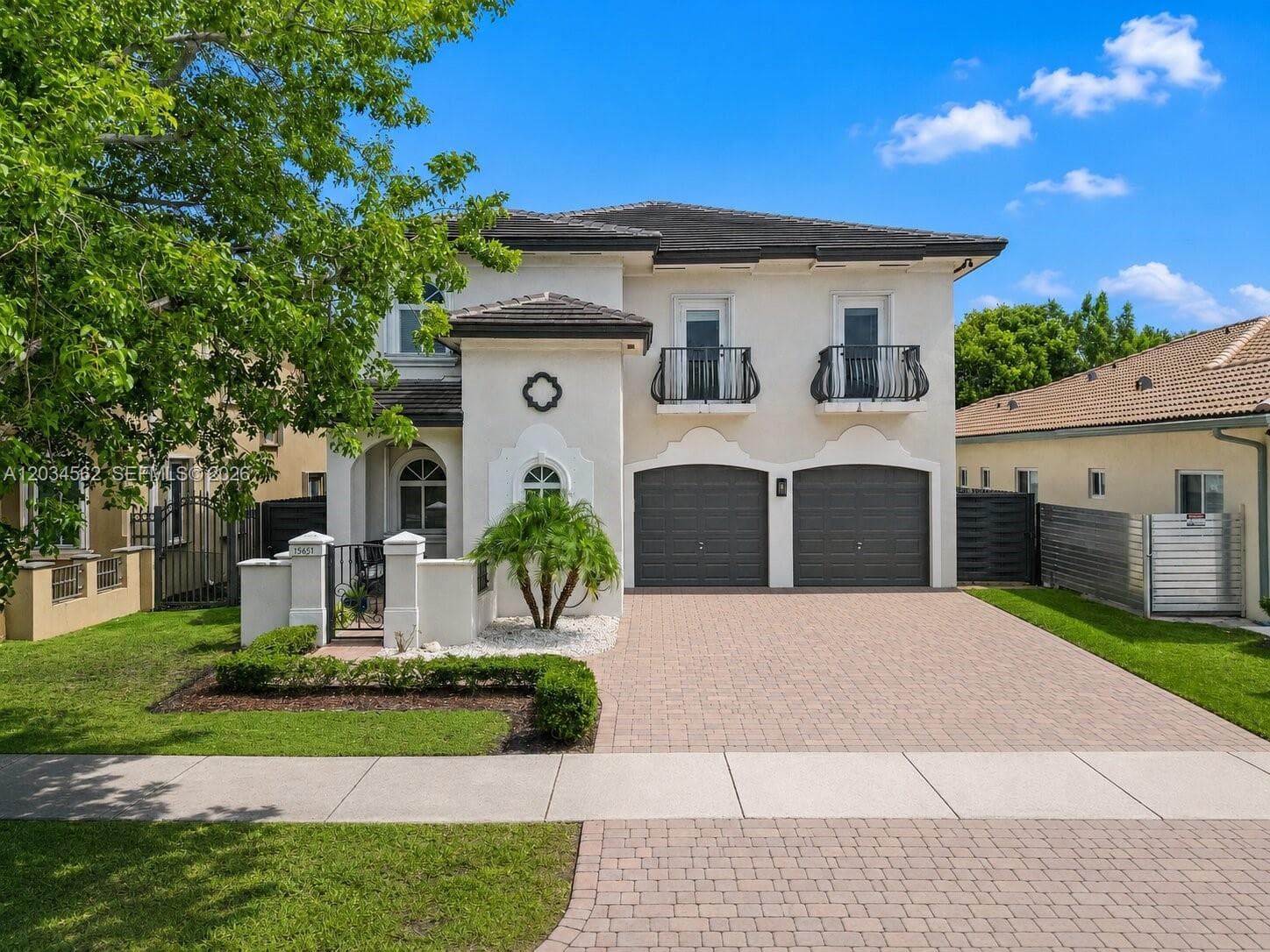 15651 SW 14th St, Miami FL 33194 — 54