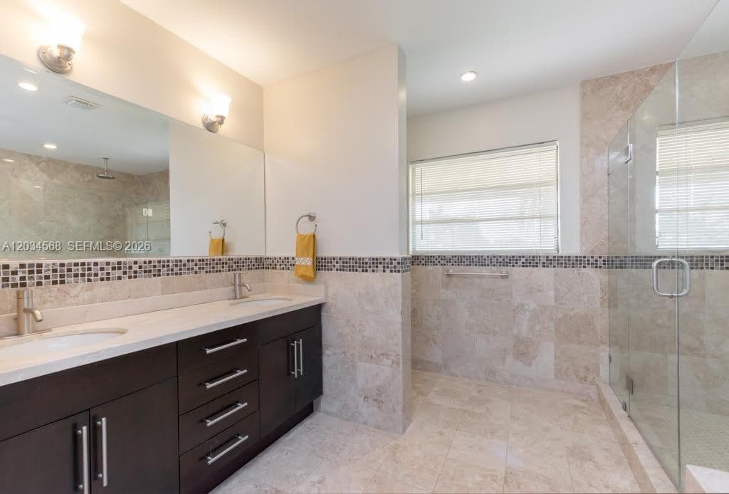 4950 San Amaro Dr, Coral Gables FL 33146 — 23