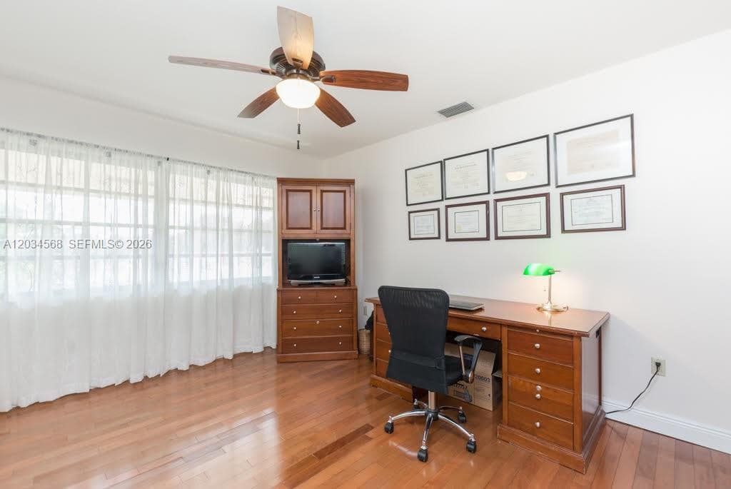 4950 San Amaro Dr, Coral Gables FL 33146 — 27