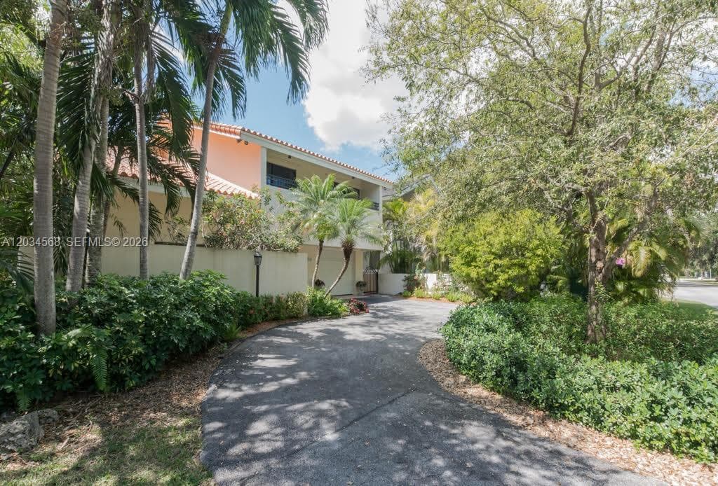 4950 San Amaro Dr, Coral Gables FL 33146 — 28