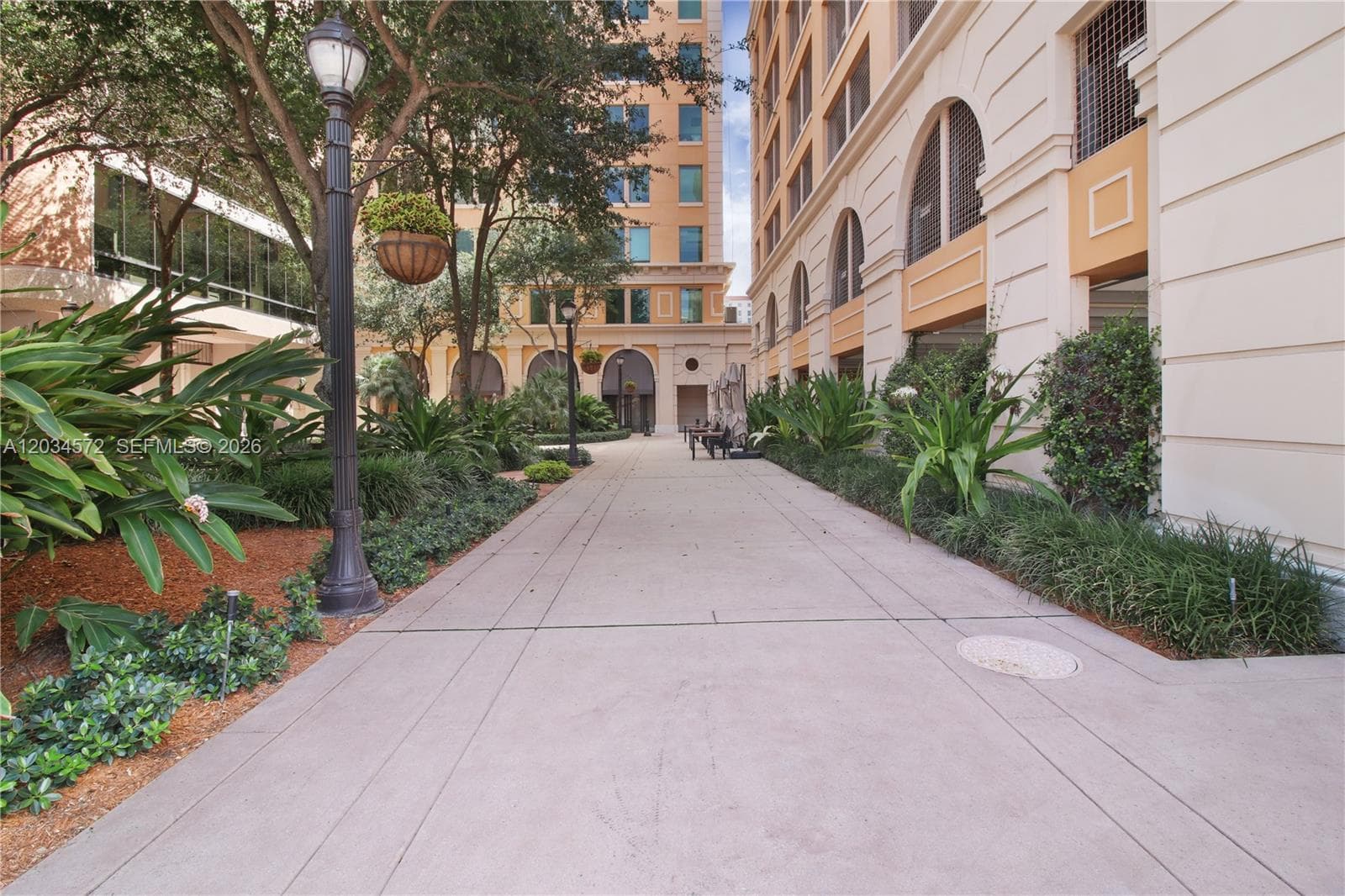 2525 Ponce De Leon Blvd # 300, Coral Gables FL 33134 — 36