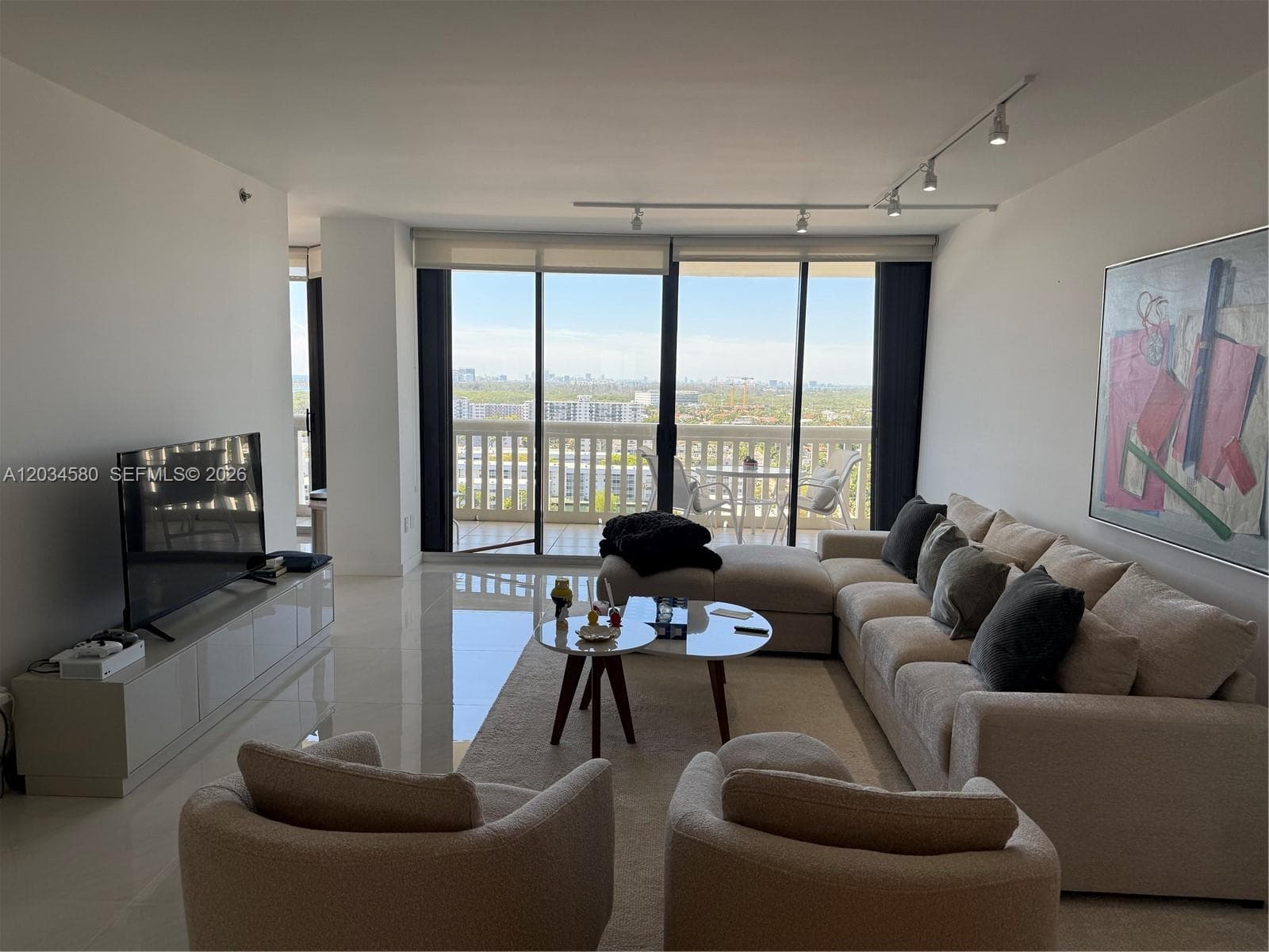 2000 Island Blvd # 1603, Aventura FL 33160 — 2