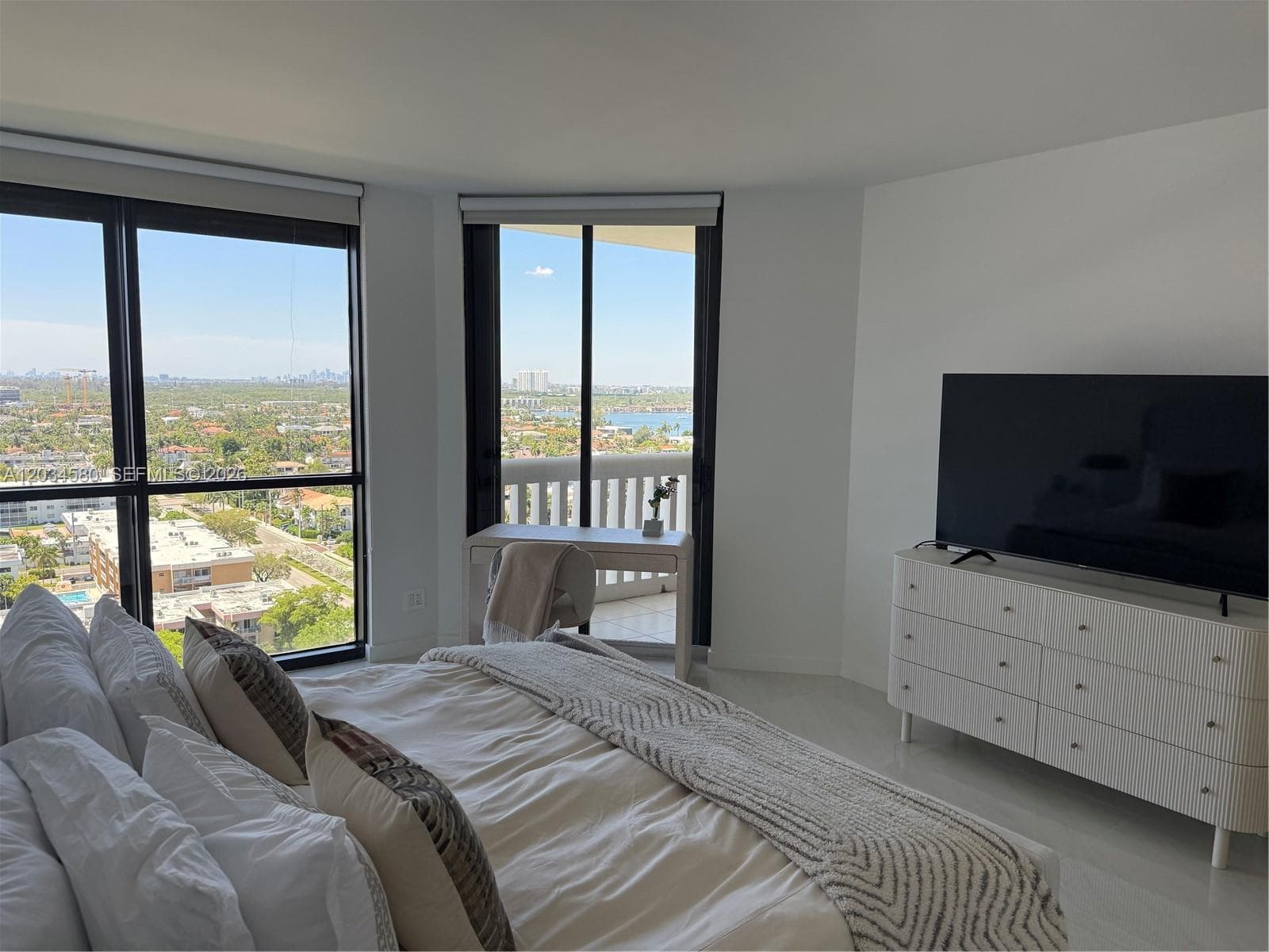 2000 Island Blvd # 1603, Aventura FL 33160 — 13