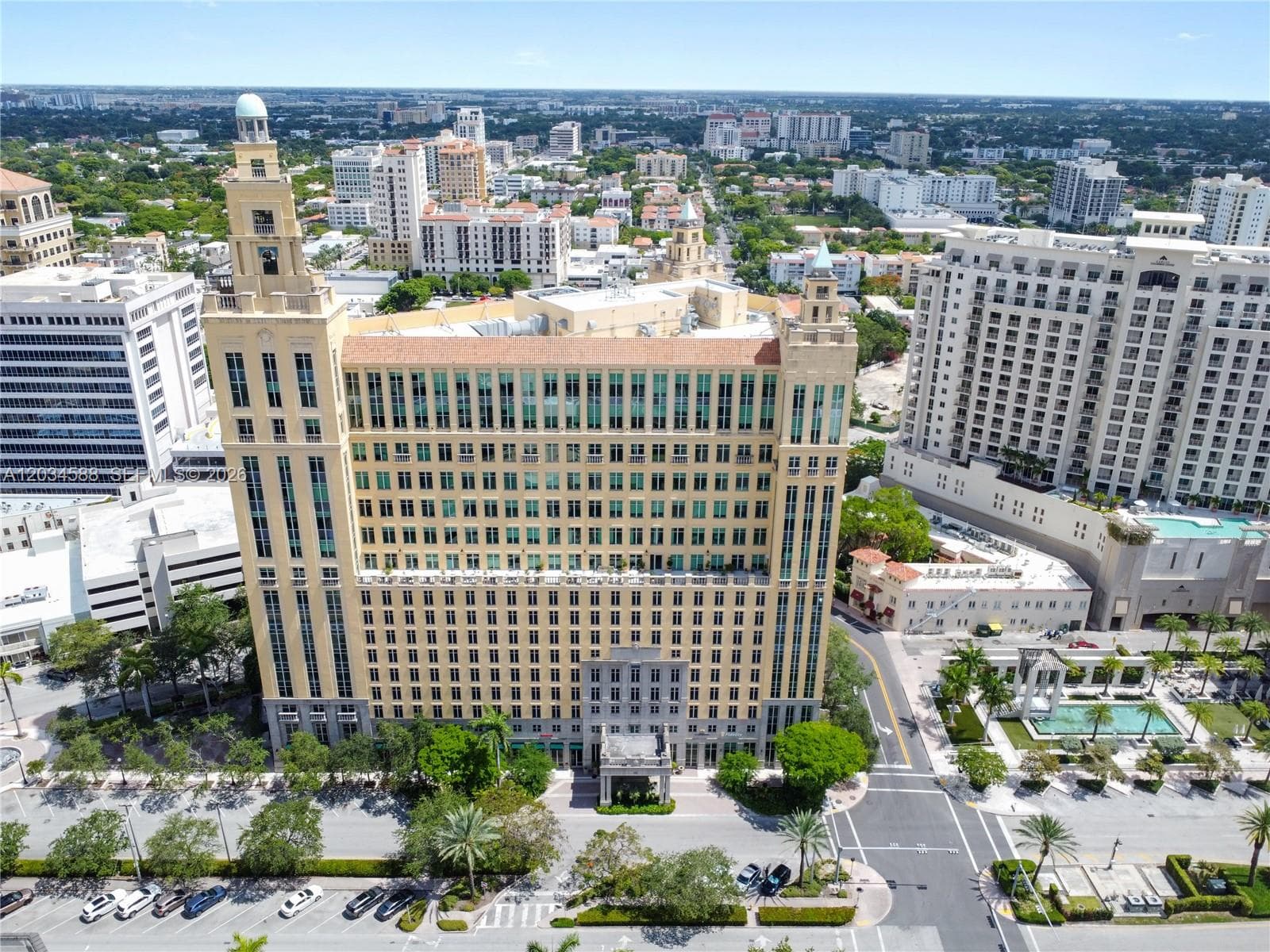 121 Alhambra Cir # 1000, Coral Gables FL 33134 — 2