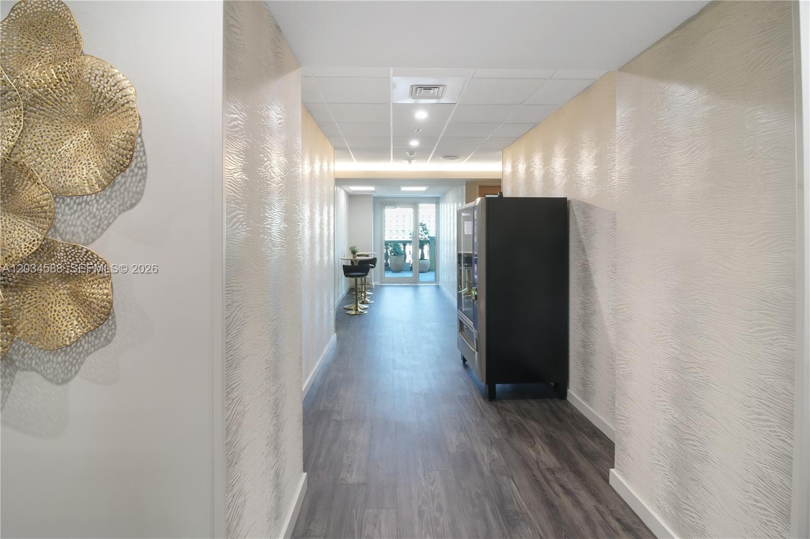 121 Alhambra Cir # 1000, Coral Gables FL 33134 — 32