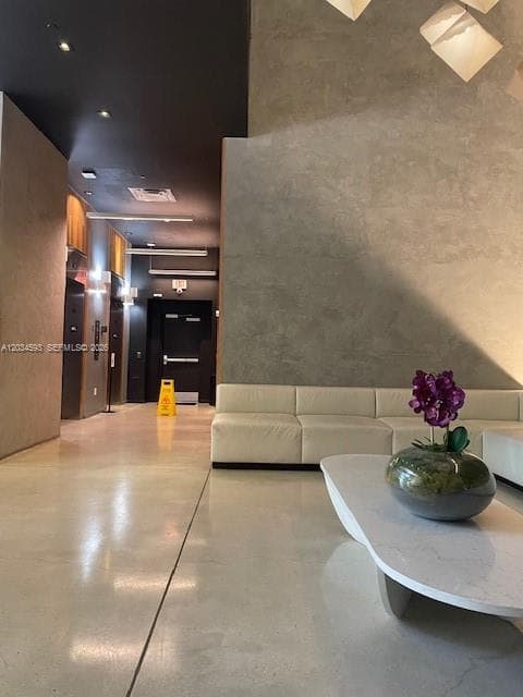151 SE 1ST # 1503, Miami FL 33131 — 2