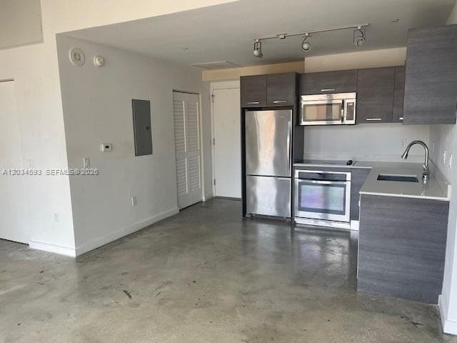151 SE 1ST # 1503, Miami FL 33131 — 5