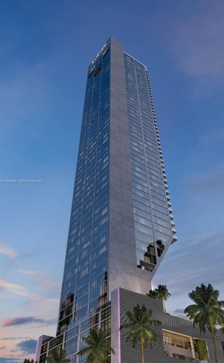 20 NE 11th ST # 2803A, Miami FL 33132 — 1