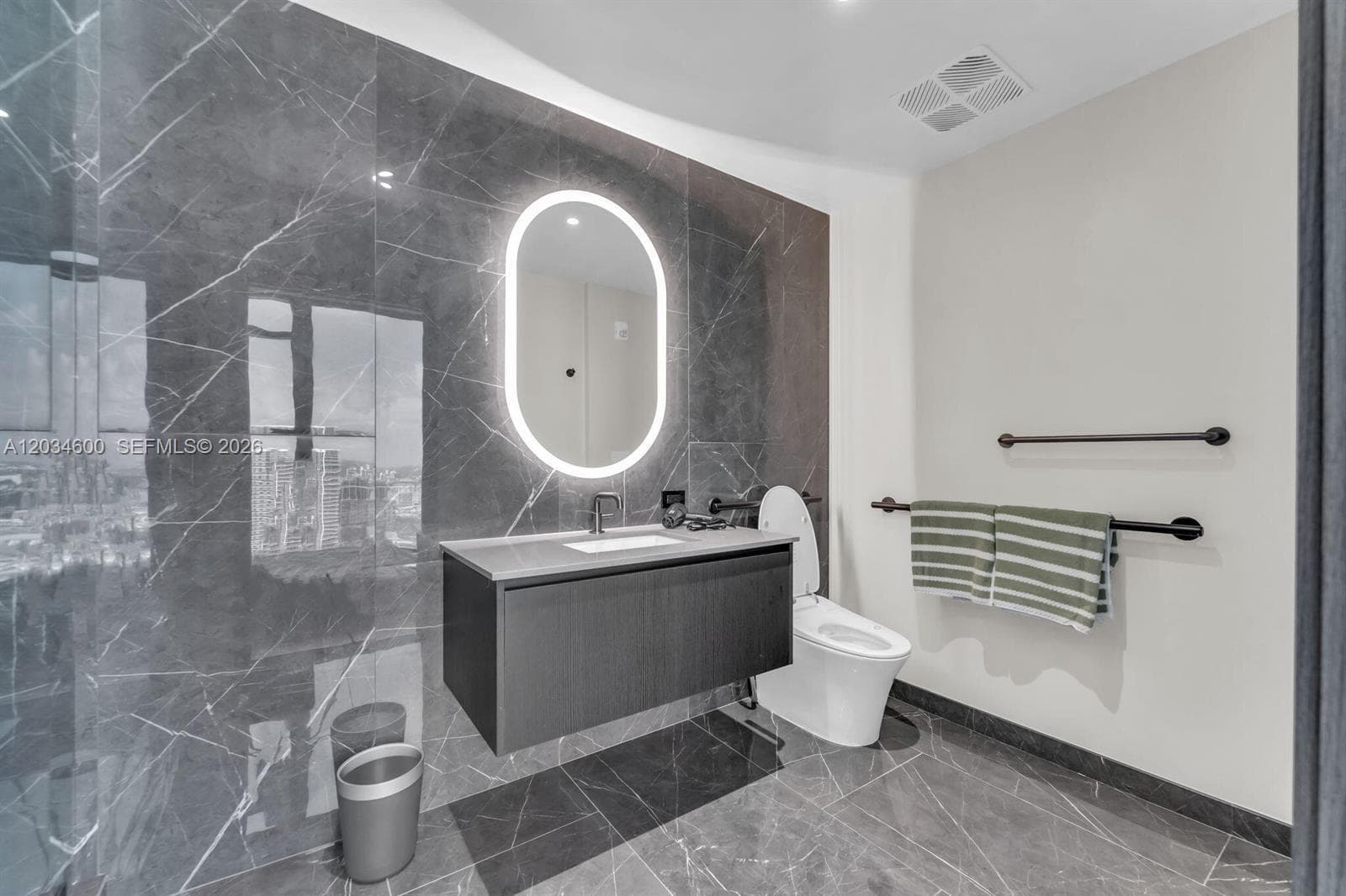 20 NE 11th ST # 2803A, Miami FL 33132 — 5