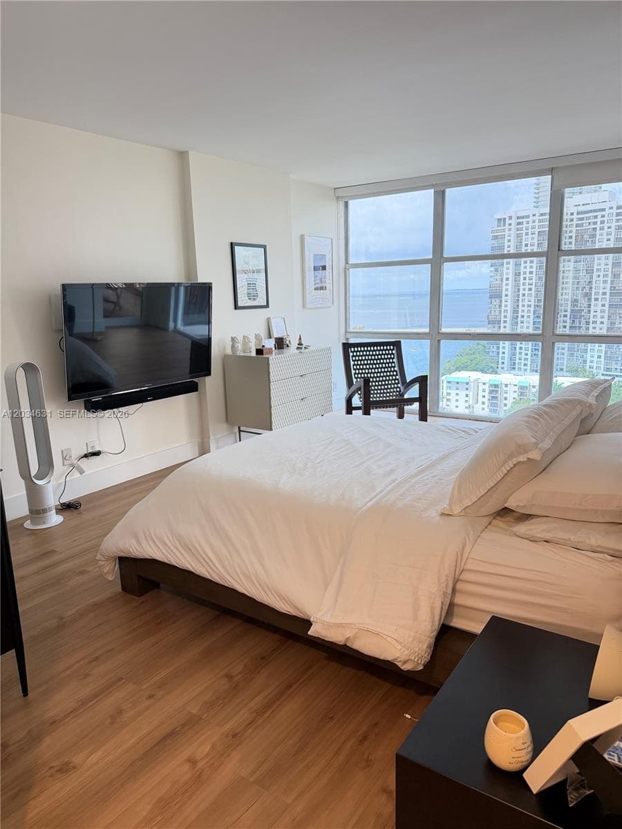 1925 Brickell Ave # 2011, Miami FL 33129 — 18