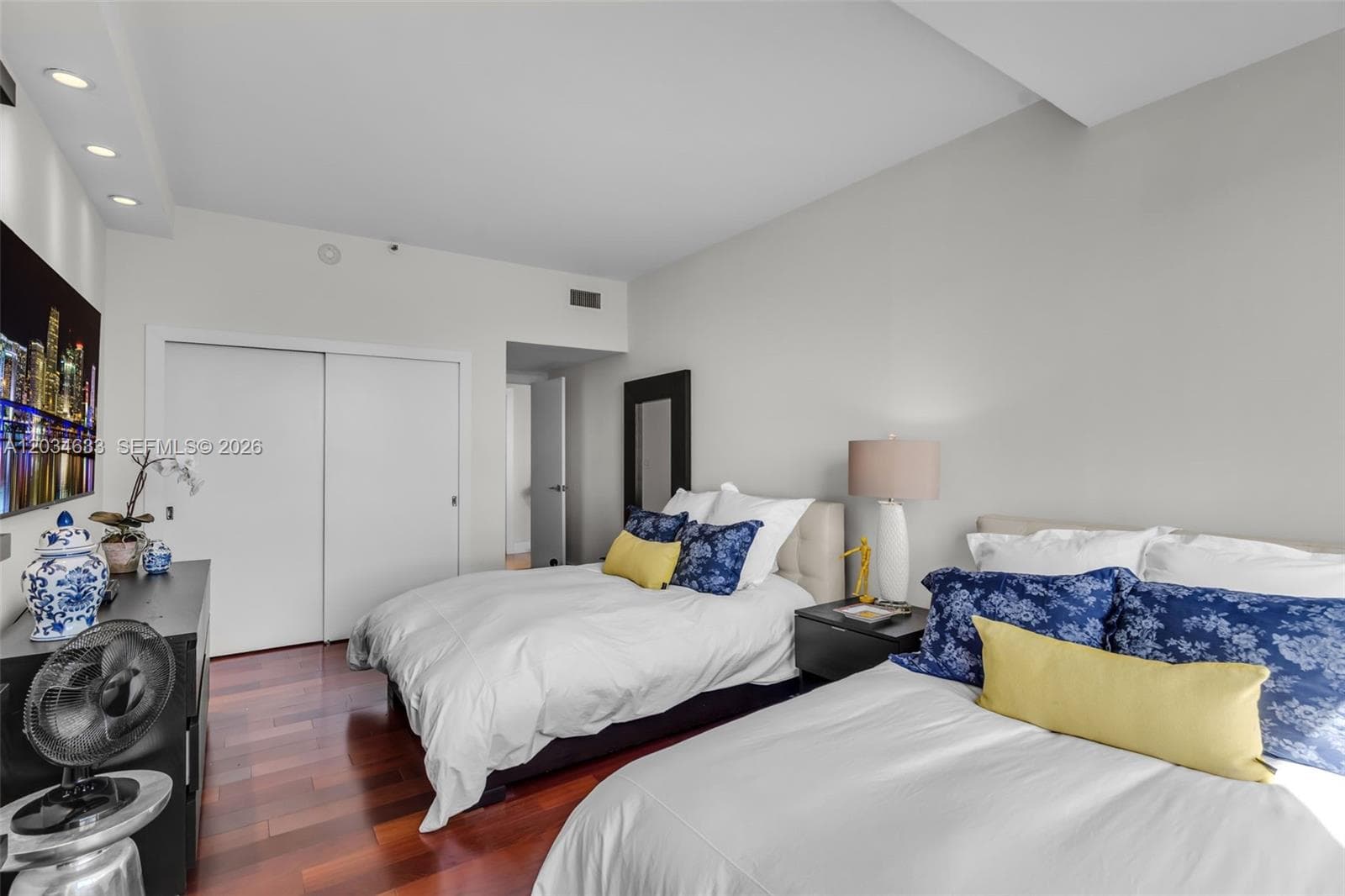 The Emeraldbay @ Key Colo, Key Biscayne, FL — 17
