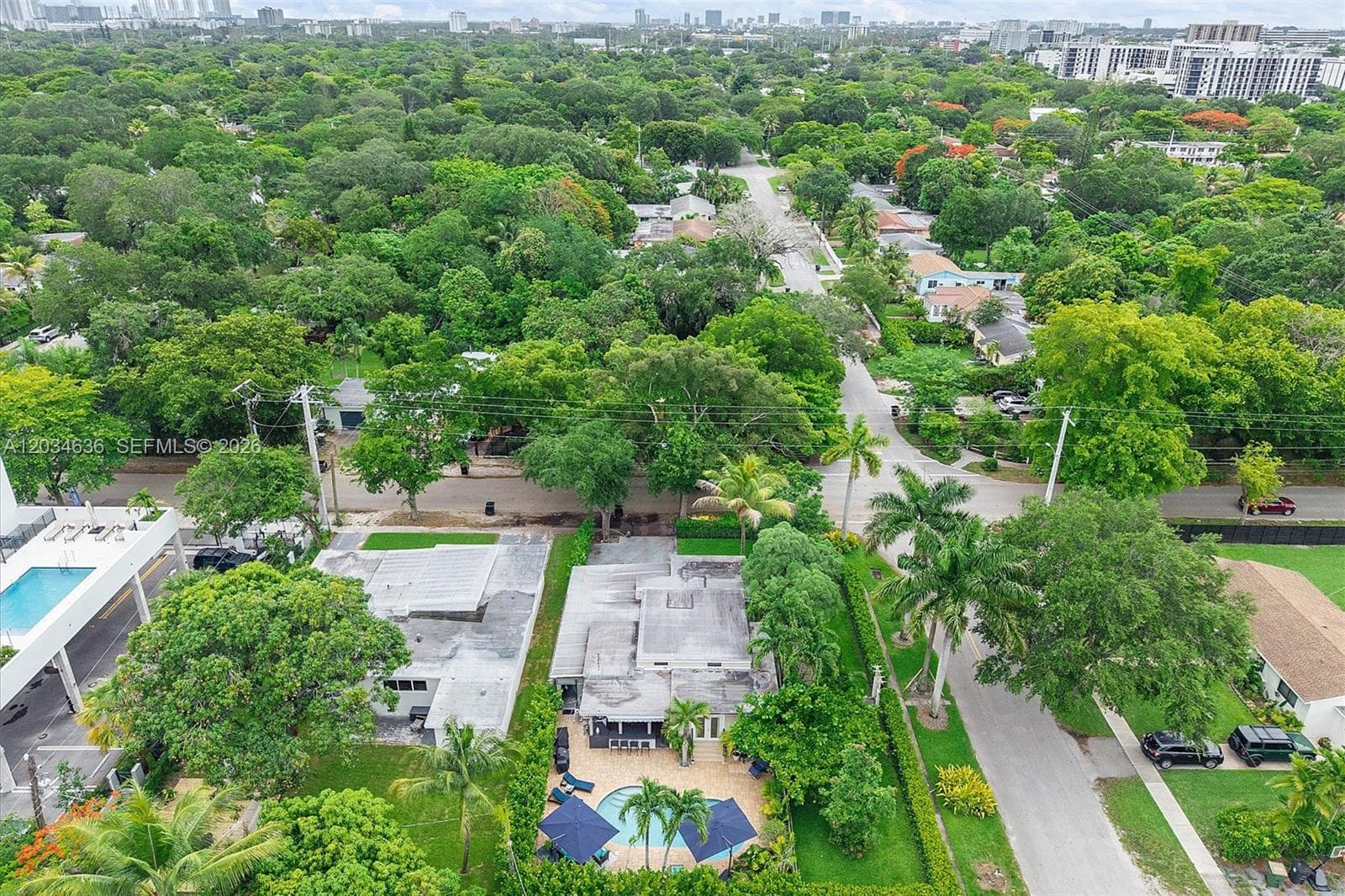 895 NE 129th St, North Miami FL 33161 — 43