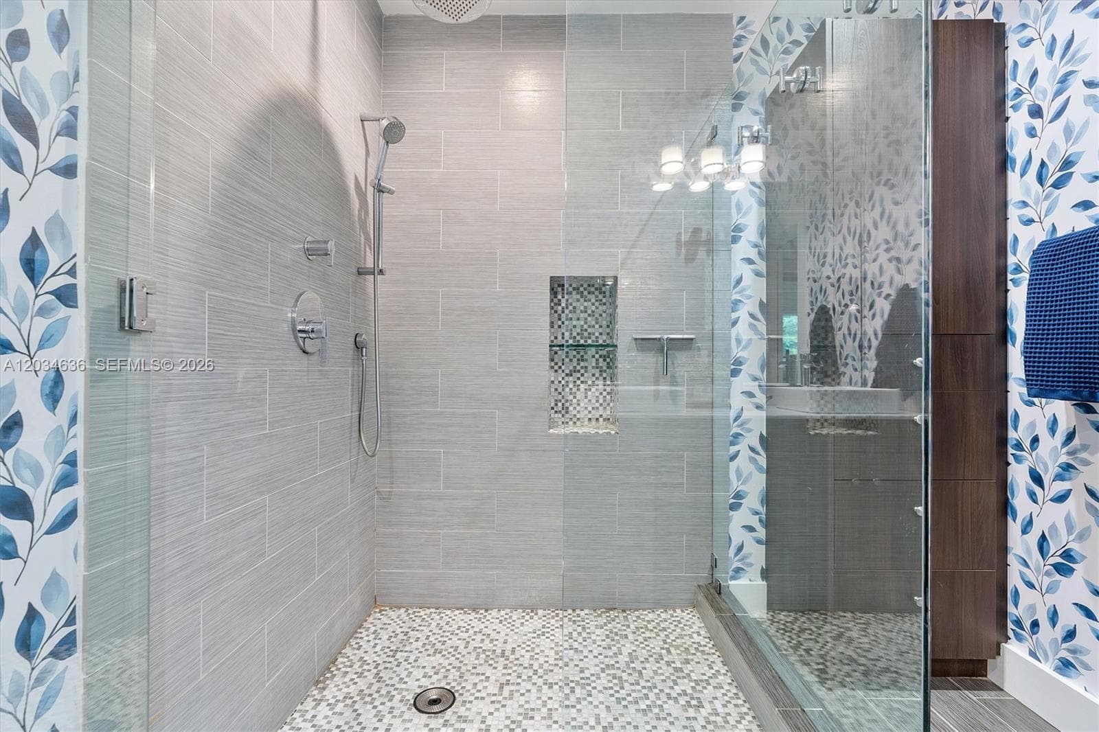 895 NE 129th St, North Miami FL 33161 — 22