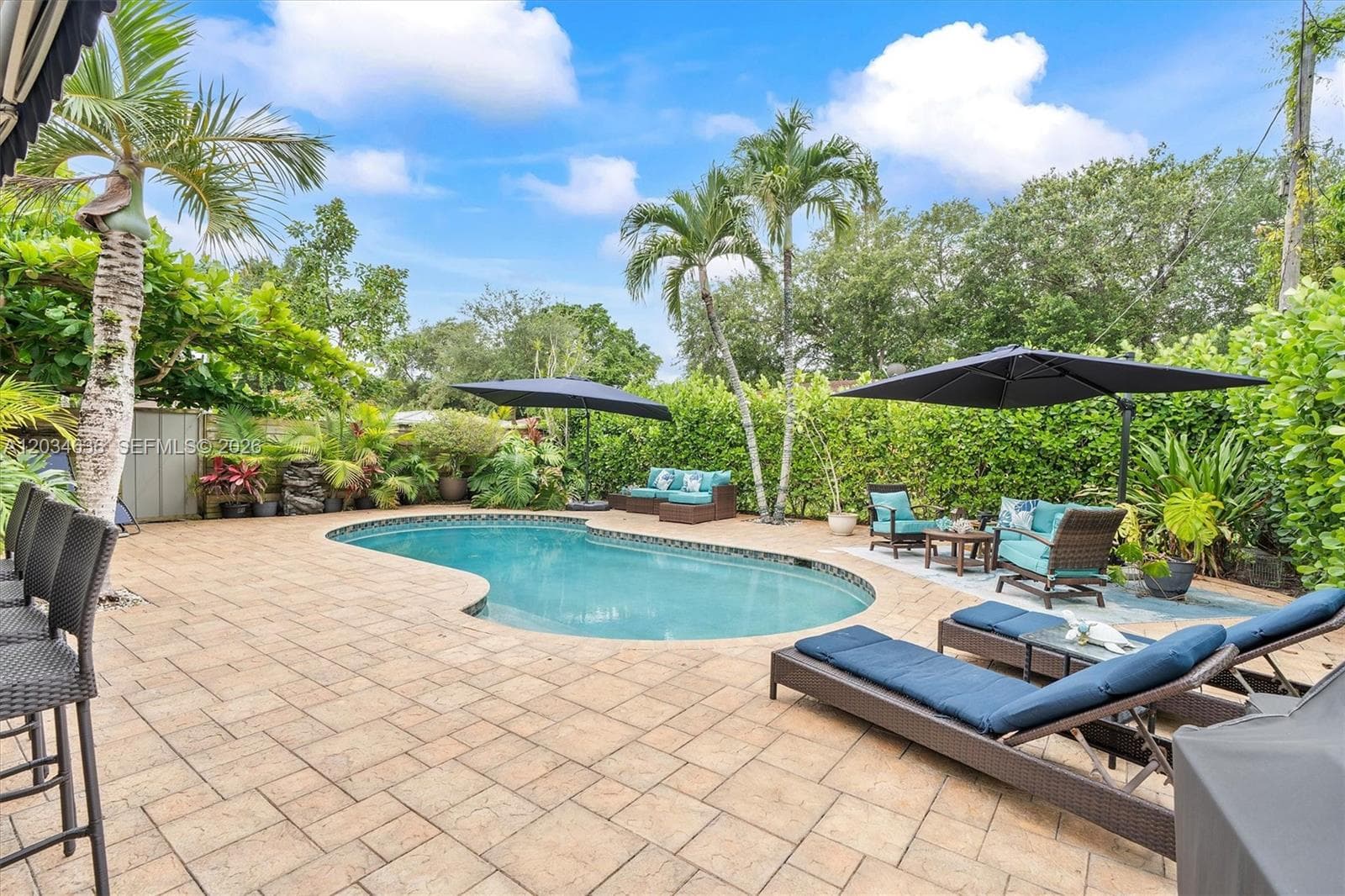 895 NE 129th St, North Miami FL 33161 — 29