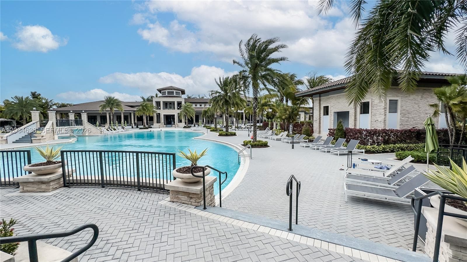 St Maarten At Grand Bay C, Doral, FL — 34