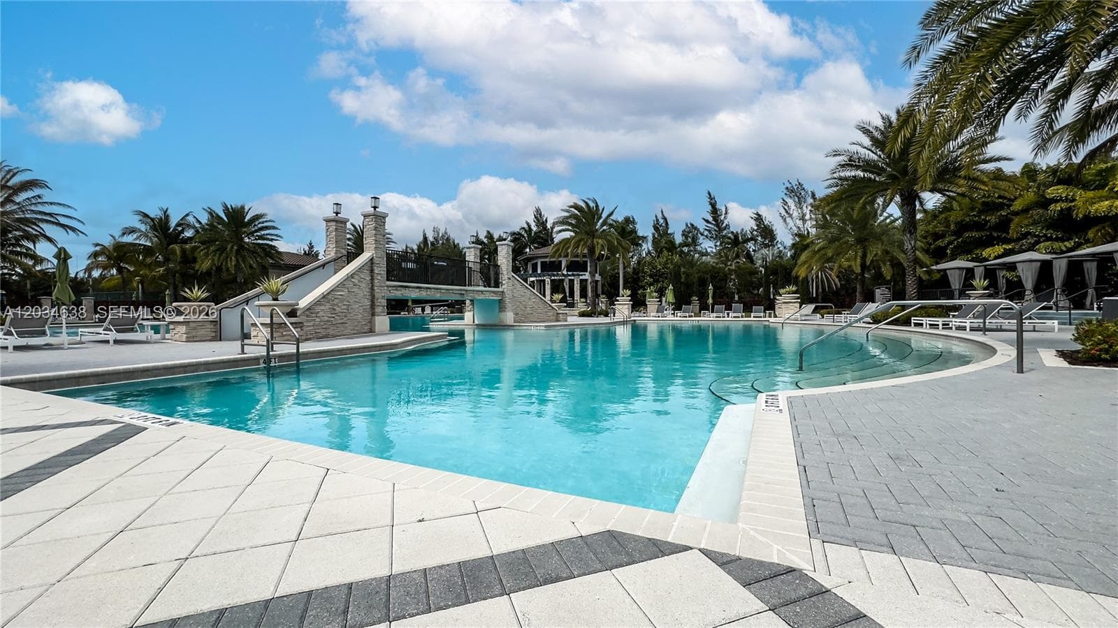 St Maarten At Grand Bay C, Doral, FL — 33