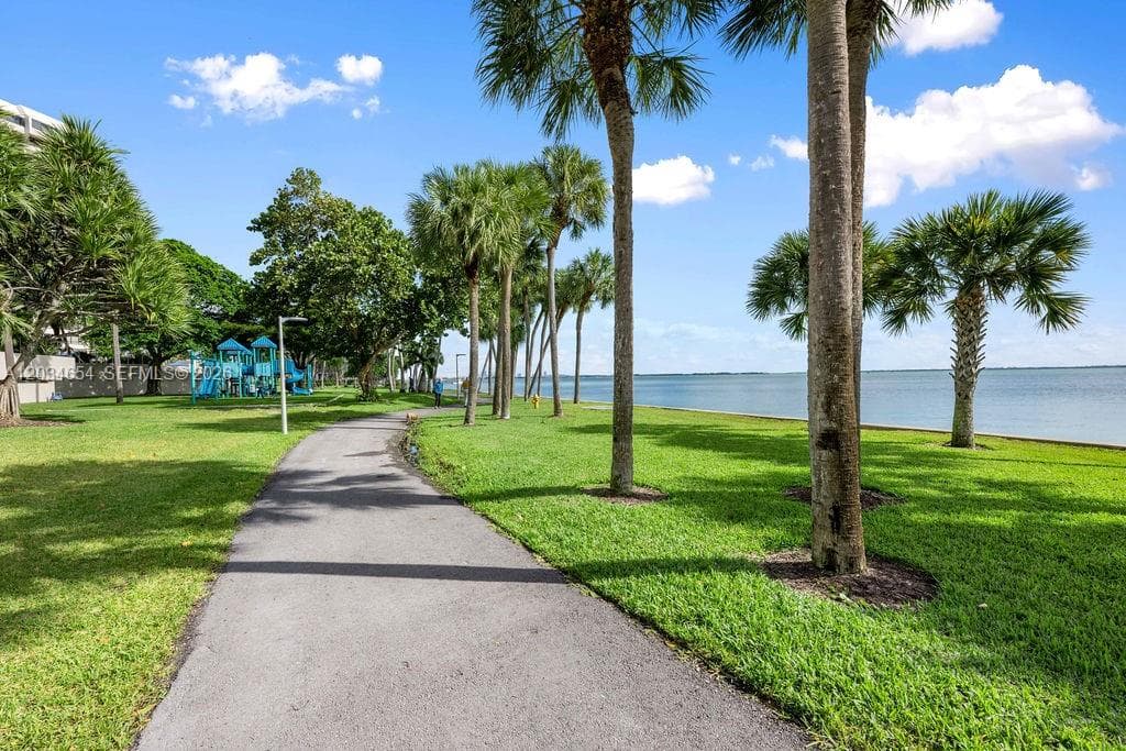 2 Grove Isle Dr # B706, Miami FL 33133 — 25